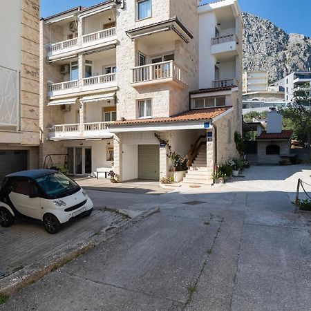 Apartments By The Sea Duce, Omis - 5973 Dış mekan fotoğraf