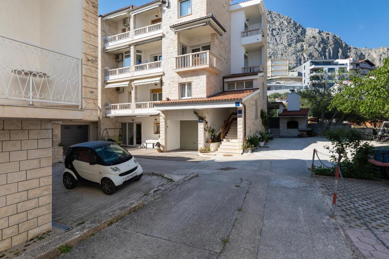 Apartments By The Sea Duce, Omis - 5973 Dış mekan fotoğraf